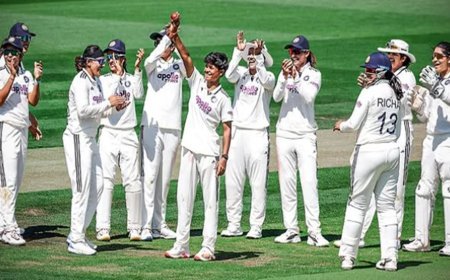 Lord's में Team India Women का दबदबा, England को 270 रन से हराकर रचा इतिहास!