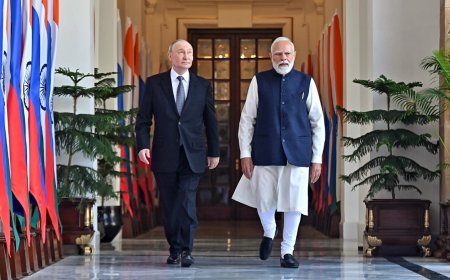 Russia-Ukraine War | 'पुतिन दबाने ही वाले थे परमाणु बम का बटन...', पोलैंड के मंत्री के खुलासे से पूरी दुनिया में मचा हड़कंप, कूटनीति के किंग बनकर उभरे PM मोदी!