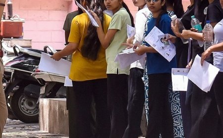 NEET में सफल होने वालों में करीब आधे OBC:हर दूसरा सफल छात्र इसी वर्ग से; SC परीक्षार्थी 63% और EWS 76% बढ़े