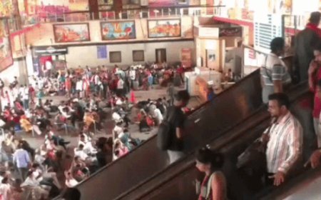 वाराणसी रेलवे स्टेशन पर सावन की तैयारी शुरू:180 हाई-टेक कैमरों से होगी निगरानी, कुंभ के तर्ज पर तैयार हो रहे होल्डिंग एरिया