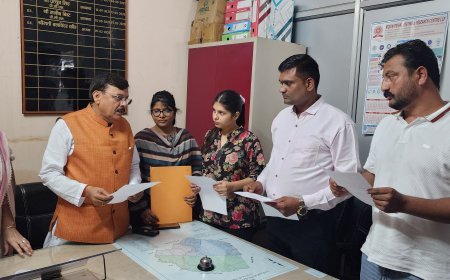 नगर पंचायत लालपुर में आयोजित कार्यक्रम में सरकार द्वारा नामित तीनों सभासदों ने ली शपथ