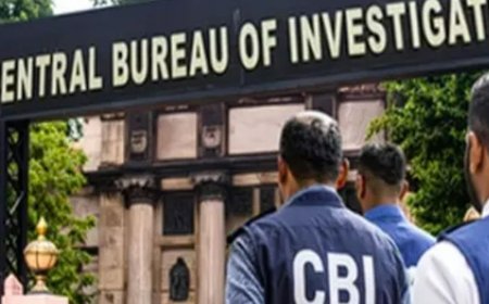 NEET UG पेपर लीक केस- CBI ने चार्जशीट दाखिल की:इसमें 13 आरोपियों के खिलाफ आरोप; NTA अधिकारियों की भूमिका की जांच जारी