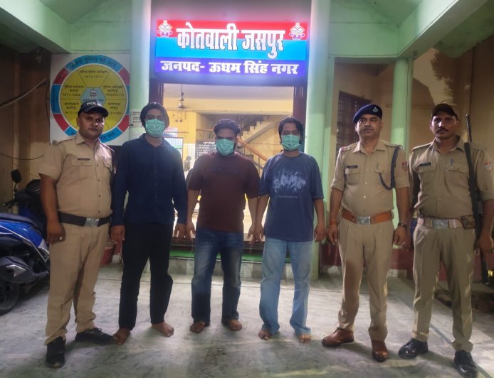एसएसपी अजय गणपति के निर्देश पर माहौल खराब करने वाले उपद्रवियों के खिलाफ कार्रवाई जारी।*