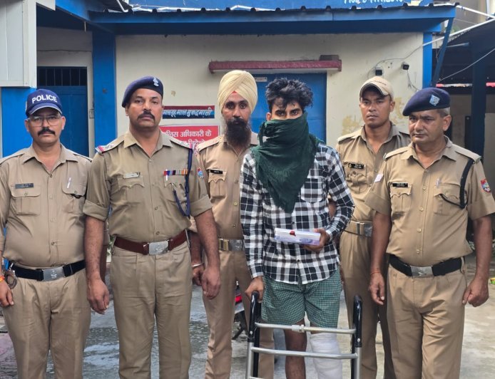 एसएसपी अजय गणपति के निर्देशन में विक्रांत मर्डर केस के मुख्य आरोपी बंटी ठाकुर को किच्छा पुलिस ने गिरफ्तार कर भेजा जेल।*