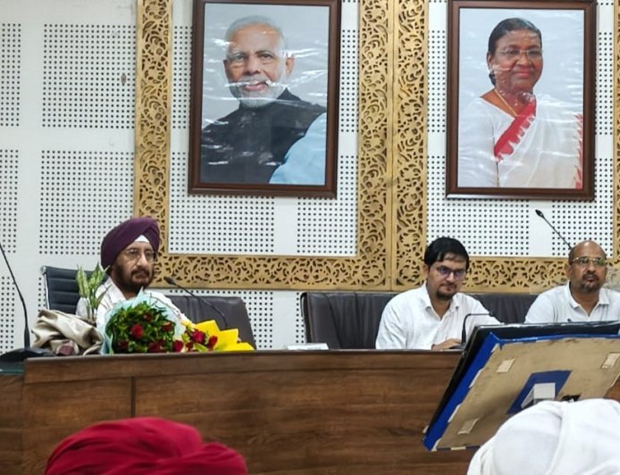 अल्पसंख्यक शिक्षण संस्थानों की समस्याओं के समाधान के लिए प्राधिकरण प्रतिबद्ध-डॉ. सुरजीत सिंह गांधी
