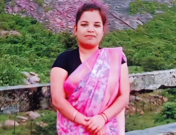 गर्लफ्रेंड को मारने 4 लाख की सुपारी दी:शूटर फिल्म देखकर मारी थीं 3 गोलियां, शादी का दबाव बना रही थी, पति-पत्नी समेत 9 अरेस्ट