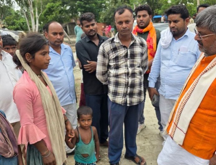 ओमान में अयोध्या के प्रवासी मजदूर की मौत:शव वतन लाने के प्रयास तेज, विधायक ने परिजनों से मिलकर अधिकारियों से की बात