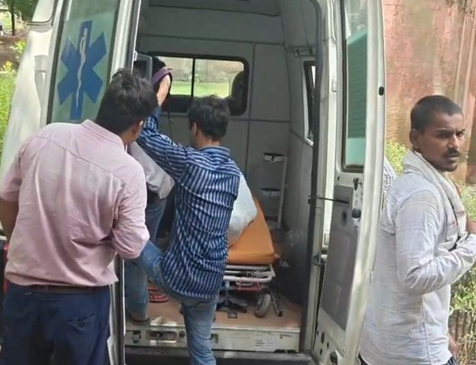 अज्ञात वाहन की टक्कर से बाइक सवार की:भिवाड़ी से मथुरा घर लौटते समय हुआ हादसा