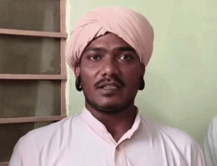 श्रीगंगानगर में डेरा विवाद, दीवाली नाथ पर कब्जे के आरोप:पूर्व सरपंच बोलीं- महंत ने हरे पेड़ कटवाए, दीवार तोड़ी; कार्रवाई नहीं हुई तो धरना देंगे