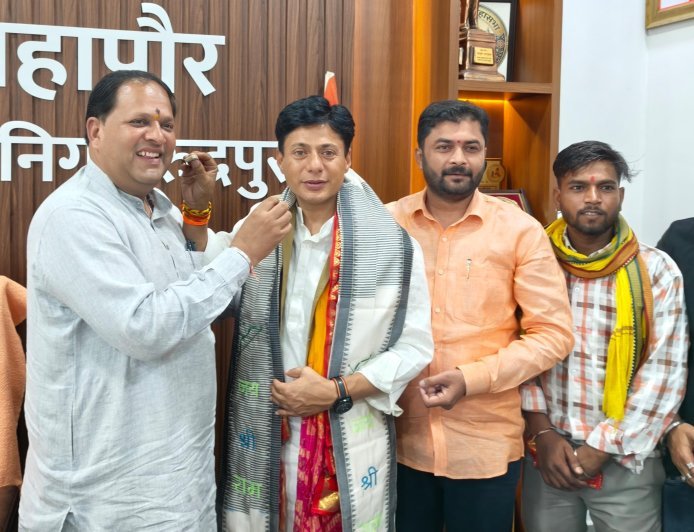 राष्ट्रवादी सोच के साथ आगे बढ़ेगा उत्तराखंड का युवाः विकास शर्मा - कुंदन लटवाल का रुद्रपुर में जोरदार स्वागत और अभिनंदन