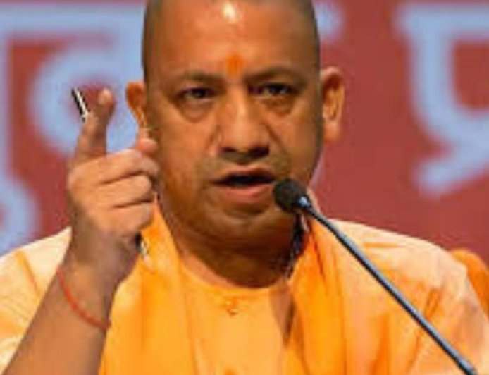आगरा को विकास कार्यों की सौगात देंगे सीएम योगी:25 जुलाई को दो दिवसीय दौरे पर आ रहे हैं, जनसभा को भी करेंगे संबोधित