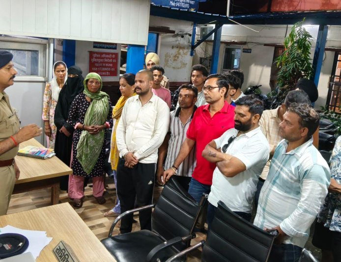 कोतवाली किच्छा पुलिस द्वारा चलाया गया साइबर अपराध के प्रति जनजागरूकता अभियान*