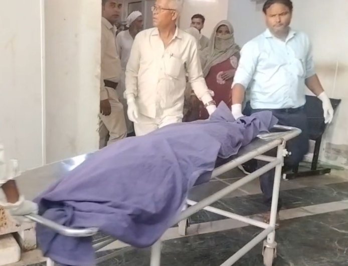 नूंह में विवाहिता ने फंदा लगाकर दी जान:पारिवारिक कलह, 4 साल पहले हुई शादी; पति समेत 5 पर केस