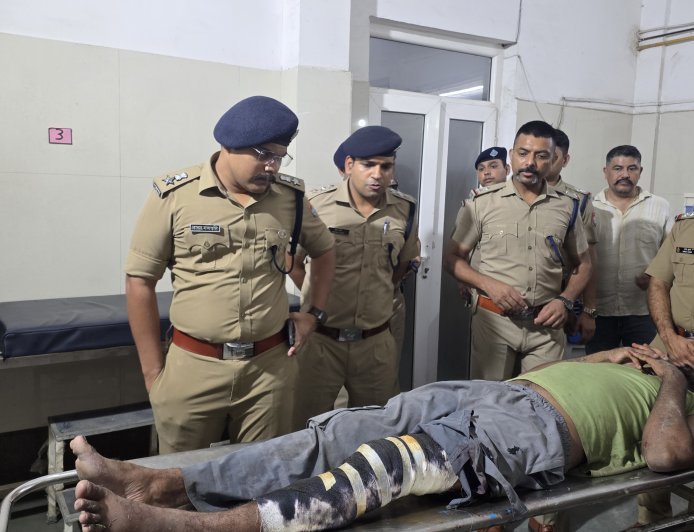 पुलिस मुठभेड़,गंगरेप के 03 आरोपी गिरफ्तार