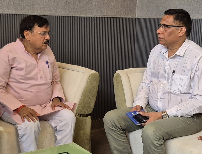पूर्व विधायक राजेश शुक्ला की पहल पर वार्ड-16 की 11 हजार वोल्ट नेकेड लाइन होगी इंसुलेटेड, केंद्र पोषित योजना से 35 लाख रुपये की स्वीकृति