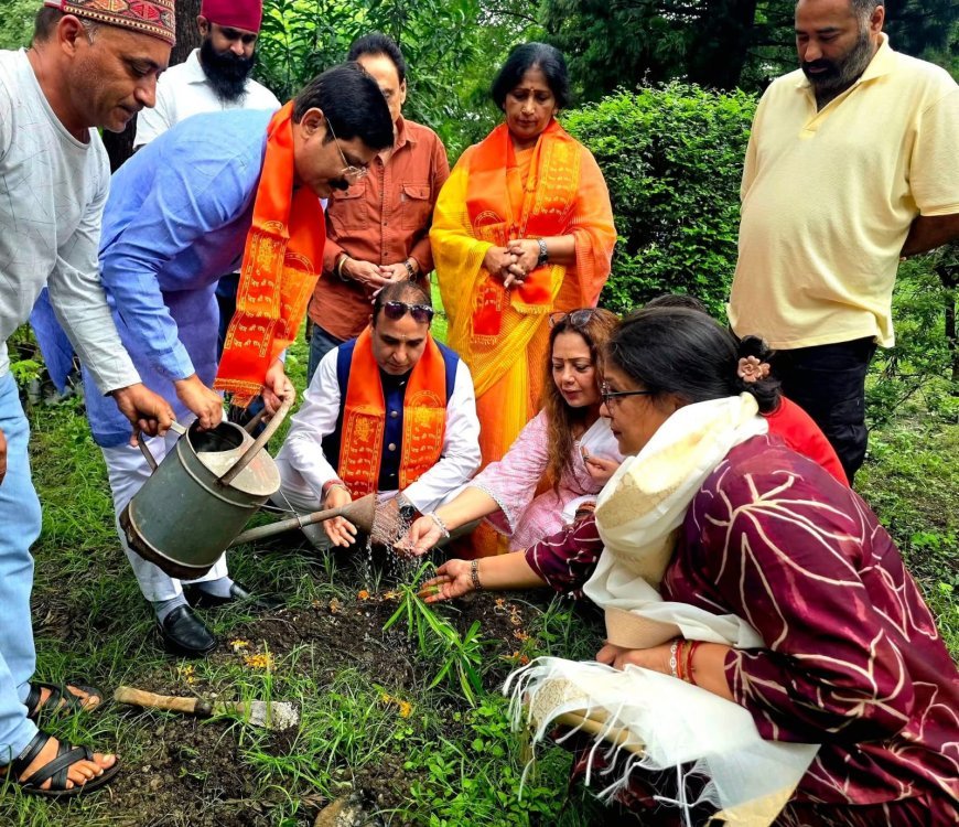 एक पेड़ माँ के नाम” अभियान मातृ सम्मान और पर्यावरण संरक्षण का अनूठा संगम : कुंदन परिहार