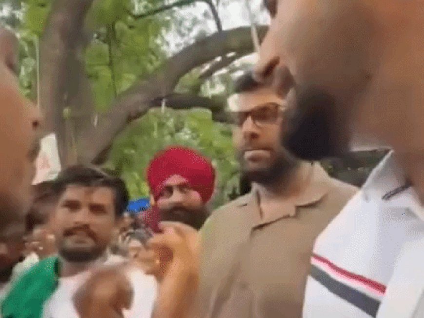 जंतर-मंतर पर दिग्विजय चौटाला का विरोध,VIDEO:युवक बोला- हरियाणा में बगावत करते तो ये हाल नहीं होता; इनसो अध्यक्ष पकड़कर दूर ले गए