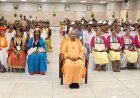 8 राज्यों के कलाकारों से CM योगी ने किया संवाद, बोले- विविधता में एकता ही भारत की ताकत, कलाकारों को किया सम्मानित