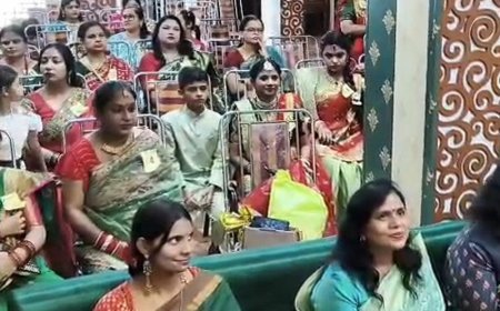 लखनऊ में राजाजीपुरम में हरियाली तीज उत्सव:महिलाओं ने पारंपरिक परिधानों में गीत-नृत्य से मनाया सावन