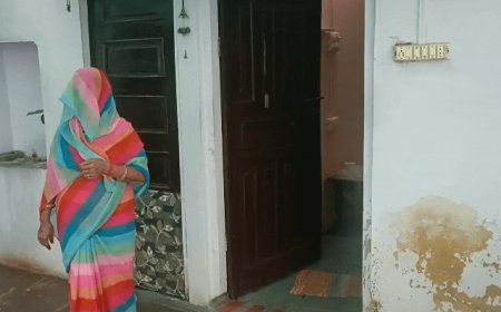 मां-बेटे को कमरे में बंद कर चोरों ने चुराई ज्वेलरी:दिनदहाड़े 7 लाख के गहने-कैश लेकर फरार हुए, जांच में जुटी पुलिस