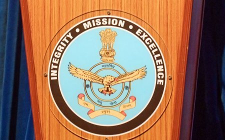 IAF Agniveervayu भर्ती: वायुसेना में 10वीं पास के लिए Non-Combatant पदों पर मौका, जानें Eligibility Criteria
