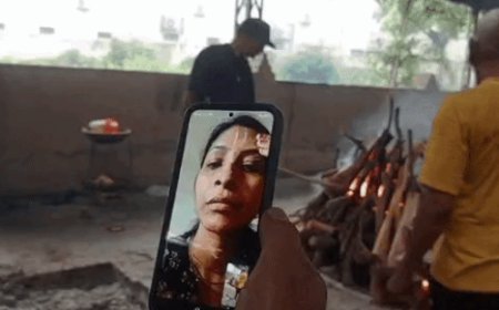हरियाणा- व्यापारी पिता का VIDEO कॉल से कराया अंतिम संस्कार:अस्थियां लेने भी नहीं पहुंचीं टीचर बेटियां, ₹5100 भेजकर बोलीं-सारा काम अच्छे से करा देना