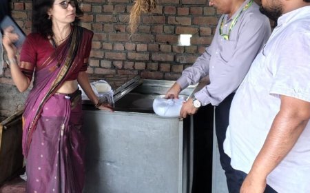 मथुरा में 1.80 टन मिलावटी पनीर-दूध नष्ट:8 दुकानों पर छापेमारी, 26 सैंपल लेकर जांच को भेजे