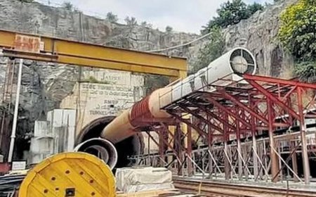 उत्तराखंड के चमोली में निर्माणाधीन टनल ढही, कई मजदूरों के फंसे होने की आशंका, रेस्क्यू ऑपरेशन शुरू