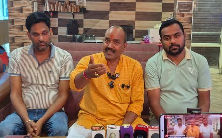 दो जगह मतदाता सूची में दर्ज नामों पर निर्वाचन आयोग करे सख्त कार्रवाई: राजेश तिवारी