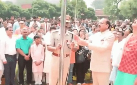 CJI बोले-80 साल में देश ने कई चुनौतियां पार कीं:अभी बहुत काम बाकी; युवा भविष्य की जिम्मेदारी संभालें