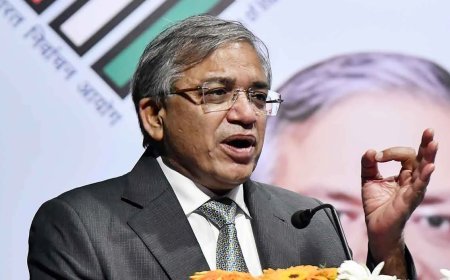 Gyanesh Kumar की तारीफ कर Donald Trump ने भारत में विपक्षी दलों की 'बेचैनी' और बढ़ा दी है
