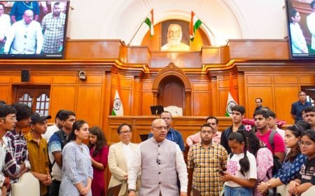 युवाओं की लोकतांत्रिक भागीदारी से मजबूत होगा लोकतंत्र: विजेंद्र गुप्ता:डीयू के छात्रों ने दिल्ली विधानसभा का दौरा कर समझी सदन की कार्यप्रणाली
