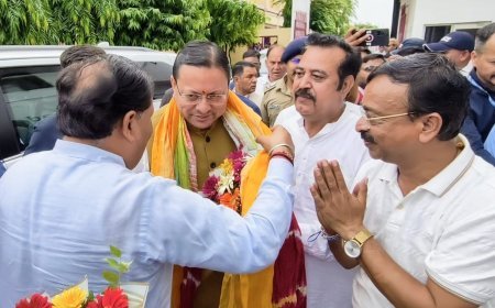 युवा विद्यार्थी मंथन कार्यक्रम में मुख्यमंत्री धामी का महापौर ने किया स्वागत