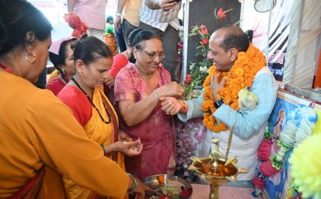 बड़कोट में रक्षाबंधन पर्व पर उमड़ा बहनों का सैलाब, मनवीर चौहान को बांधी राखी