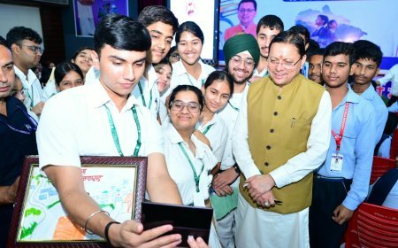 मुख्यमंत्री पुष्कर सिंह धामी ने मेरे सपनों का उत्तराखंड पर विद्यार्थियों से किया संवाद।*