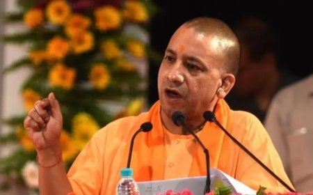 CM योगी की दो टूक- कानून से खिलवाड़ करने वालों की धज्जियां उड़ा देंगे, माफिया के बाद इंसेफेलाइटिस का भी किया समाधान