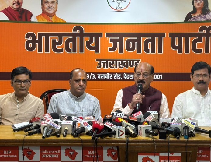 नीट पर सदन से भागने के बजाय बहस मे भाग ले राहुल: उनियाल
