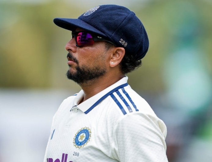 Kuldeep Yadav की फॉर्म पर सवाल उठाने वालों को Coach Bahutule का जवाब: वह शानदार हैं!