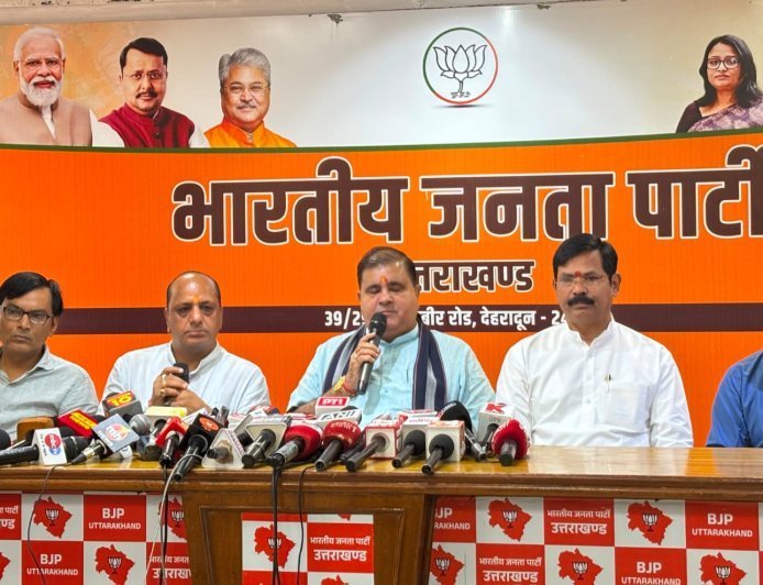 वंदे मातरम को लेकर कांग्रेसी रुख, विभाजनकारी राजनीति से प्रेरित : भट्ट*