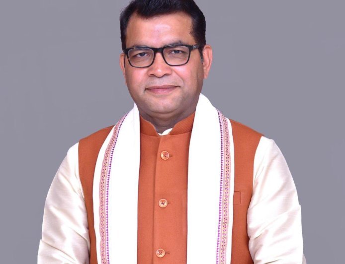 विधायक शिव अरोरा की खुली चुनौती —हिंदुओं को धमकाना बंद करो, वरना ऐसा करारा जवाब मिलेगा सात पुश्ते याद रखेगी*