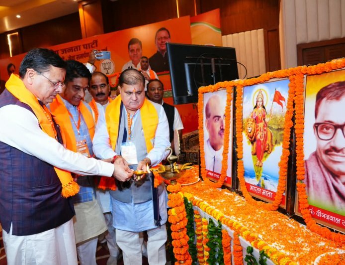 छुआछूत और जातिवाद के नाम पर भ्रम फैलाना दुर्भाग्यपूर्ण