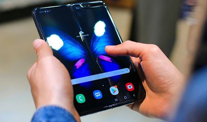 Apple ला रहा फोल्डेबल iPhone Ultra! 7.8-इंच स्क्रीन और A20 Pro चिपसेट से मचेगी धूम