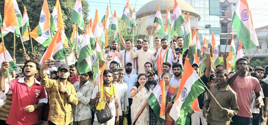 हर घर तिरंगा अभियान के तहत युवामोर्चा द्वारा रुद्रपुर में निकली भव्य तिरंगा यात्रा, राष्ट्रभक्ति के रंग में रंगा शहर