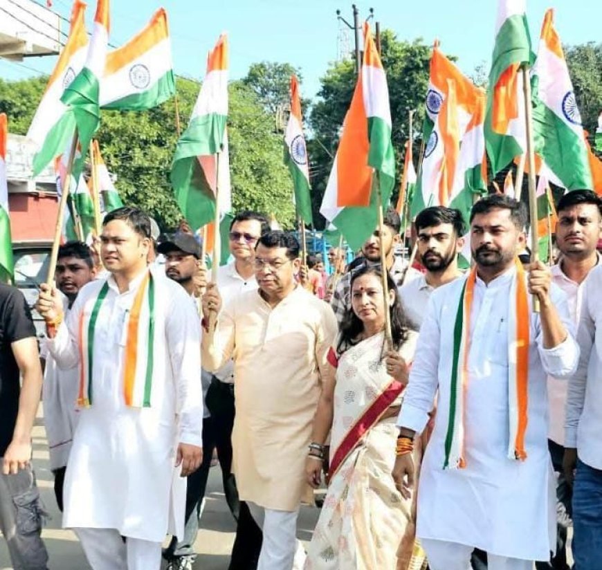 *हर घर तिरंगा अभियान के तहत रुद्रपुर में निकली भव्य तिरंगा यात्रा मे शामिल हुऐ विधायक शिव अरोरा*