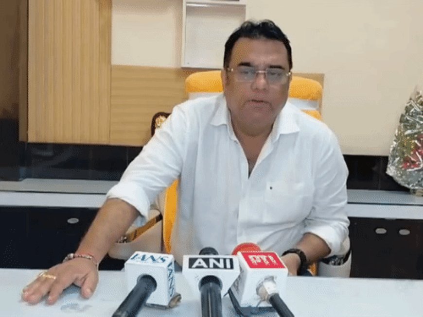 बंकिमचंद्र के वंशज का आरोप-सोनिया ने वंदेमातरम् का अपमान किया:बिना शर्त माफी मांगें; कांग्रेस मुख्यालय में राष्ट्रीय गीत रोकने का इशारा किया था