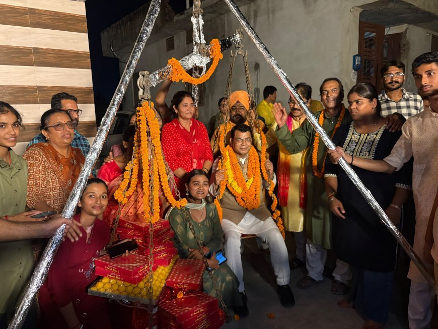 श्री श्याम होम्स कॉलोनी के 18 परिवारों के आशियाने उजड़ने से बचाने में विधायक शिव अरोरा की पहल रंग लाई, कॉलोनीवासियों ने विधायक शिव अरोरा को लड्डुओं में तोलकर जताया आभार*