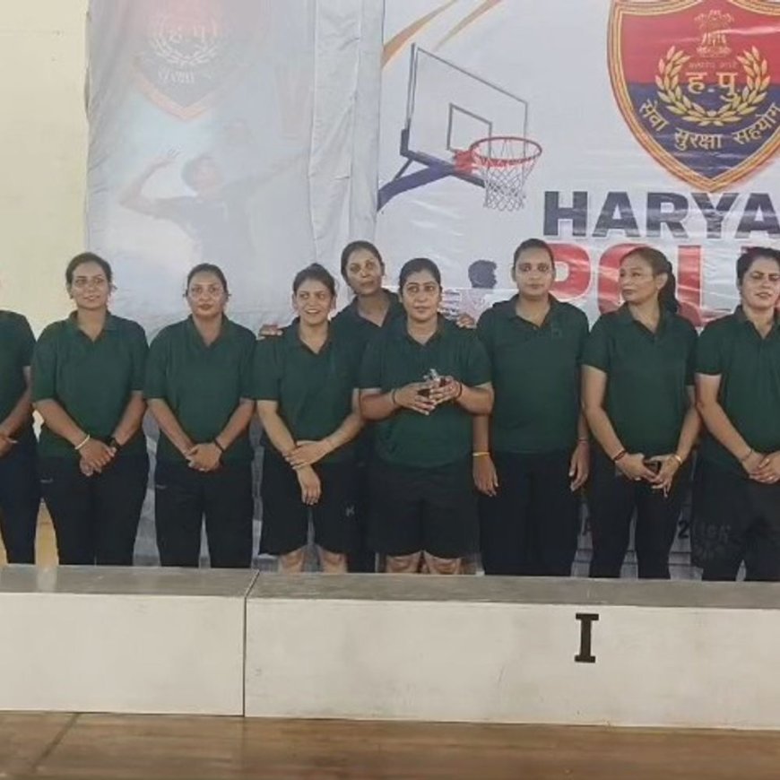 ऑल इंडिया पुलिस बास्केटबॉल प्रतियोगिता का समापन:करनाल रेंज महिला, एचएपी पुरुष वर्ग में विजेता; आईजी ने विजेताओं को किया पुरस्कृत