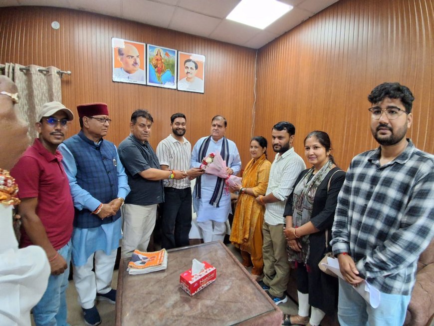 सफल एलटी अभ्यर्थियों ने नियुक्ति प्रक्रिया में सहयोग हेतु भाजपा प्रदेश अध्यक्ष का जताया आभार!*