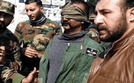 पाकिस्तानी जेट गिराने वाले अभिनंदन ने एयरफोर्स छोड़ी:बालाकोट स्ट्राइक के दौरान 60 घंटे पाकिस्तान की कैद में रहे; अब उड़ाएंगे यात्री विमान