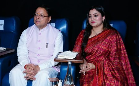 मुख्यमंत्री श्री पुष्कर सिंह धामी ने देखी आध्यात्मिक फिल्म ‘हनुमान अंश’, नीम करौली बाबा की भक्ति और सेवा भावना से हुए अभिभूत*